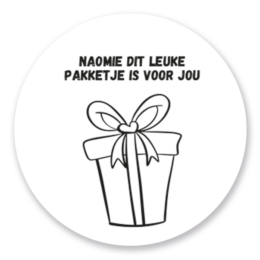 Sticker met naam | Pakketje hart | 8 stuks